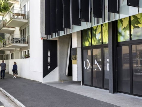 Modern 2 Bedroom+WIFI/Netflix/Parking+Great Views! - Kawana Tourism 33