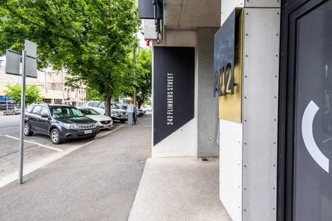 Modern 2 Bedroom+WIFI/Netflix/Parking+Great Views! - Kawana Tourism 21
