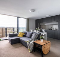 Modern 2 BedroomWIFI/Netflix/ParkingGreat Views - Kawana Tourism