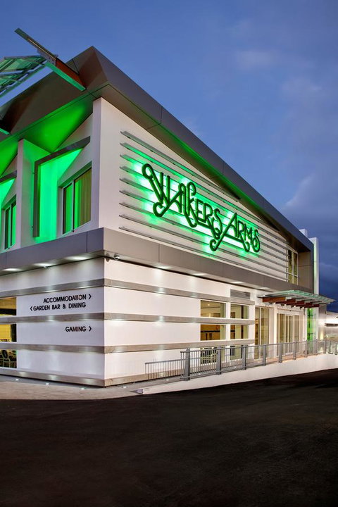 Walkers Arms Hotel - Kawana Tourism 0