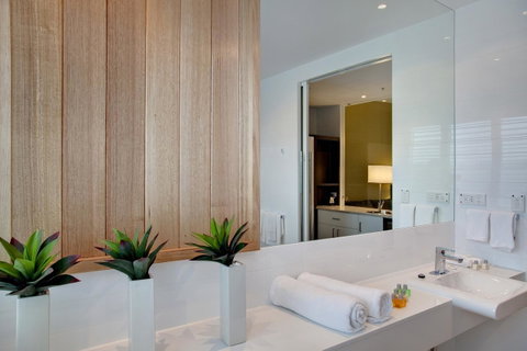 Walkers Arms Hotel - Kawana Tourism 15