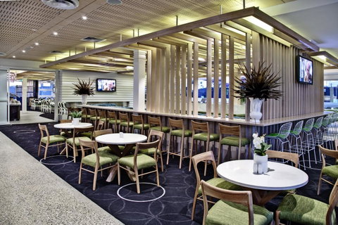 Walkers Arms Hotel - Kawana Tourism 24