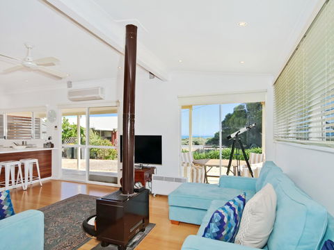 Boat House - Kawana Tourism 3