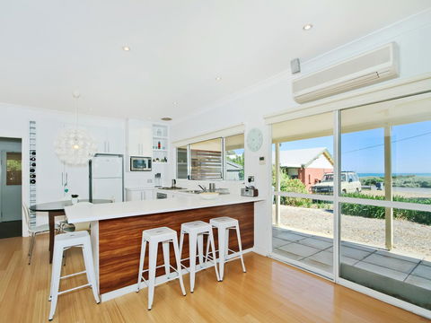 Boat House - Kawana Tourism 1