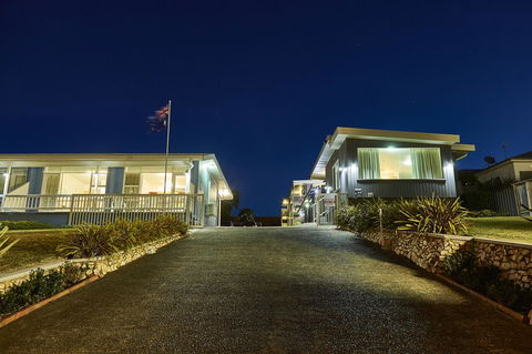Harbour View Apartments - Kawana Tourism 27