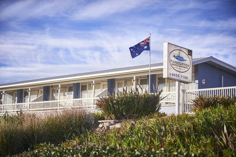 Harbour View Apartments - Kawana Tourism 0