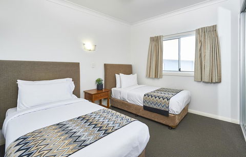 Harbour View Apartments - Kawana Tourism 4