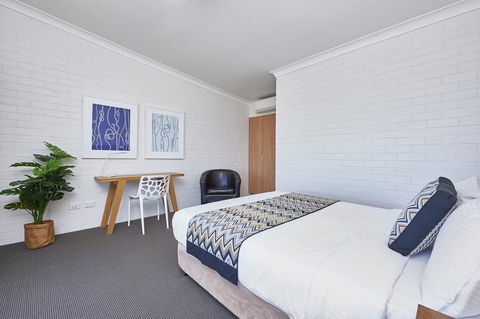Harbour View Apartments - Kawana Tourism 7