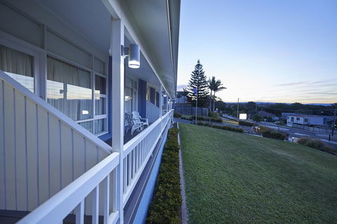 Harbour View Apartments - Kawana Tourism 19