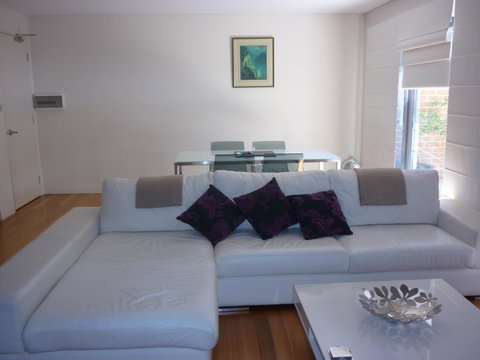 Parklane Apartments - Kawana Tourism 31