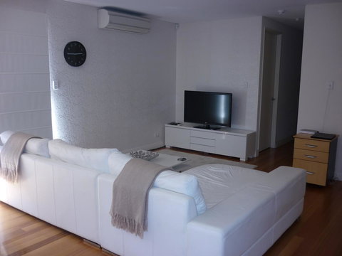 Parklane Apartments - Kawana Tourism 29