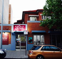 The Emperors Crown Hostel - Kawana Tourism