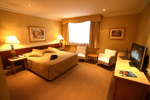 European Hotel - Kawana Tourism 24