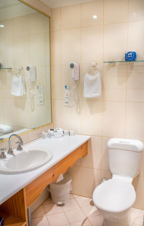 European Hotel - Kawana Tourism 18