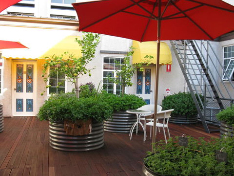 European Hotel - Kawana Tourism 7