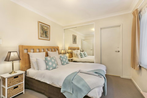 Perth Short Stays - Kawana Tourism 2