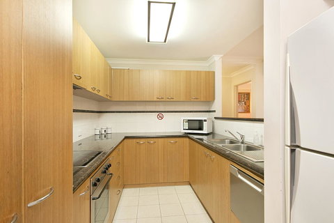 Perth Short Stays - Kawana Tourism 35