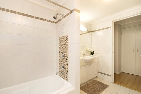 Perth Short Stays - Kawana Tourism 40