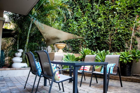 Perth Short Stays - Kawana Tourism 1