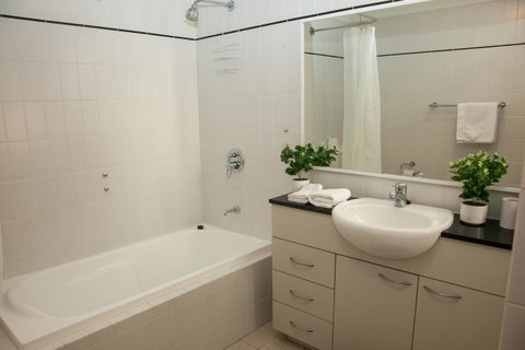 Perth Short Stays - Kawana Tourism 18