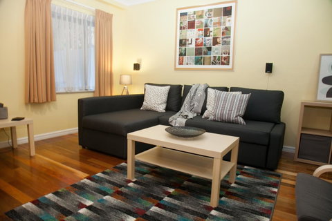 Perth Short Stays - Kawana Tourism 15