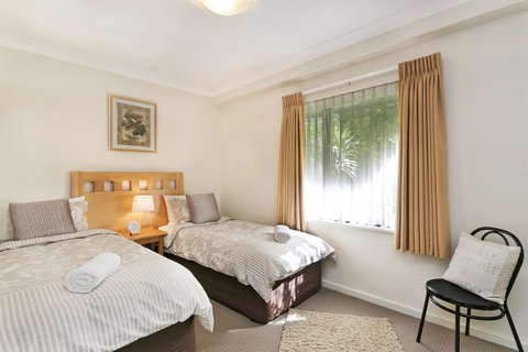 Perth Short Stays - Kawana Tourism 28