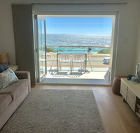 Cottesloe Beachfront Ocean View Apartment - Kawana Tourism