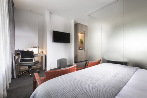 The Melbourne Hotel - Kawana Tourism 7