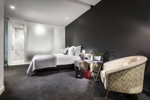 The Melbourne Hotel - Kawana Tourism 12