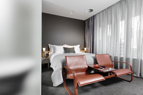 The Melbourne Hotel - Kawana Tourism 8
