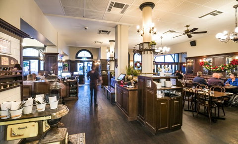 Nightcap At Belgian Beer Cafe - Kawana Tourism 24