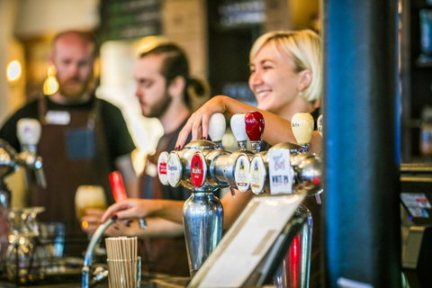Nightcap At Belgian Beer Cafe - Kawana Tourism 32