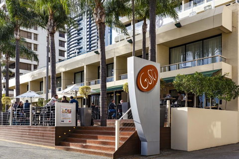Crowne Plaza Perth, An IHG Hotel - Kawana Tourism 5
