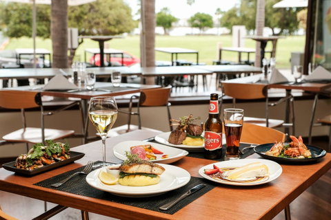 Crowne Plaza Perth, An IHG Hotel - Kawana Tourism 44