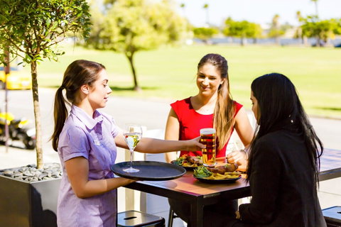 Crowne Plaza Perth, An IHG Hotel - Kawana Tourism 38