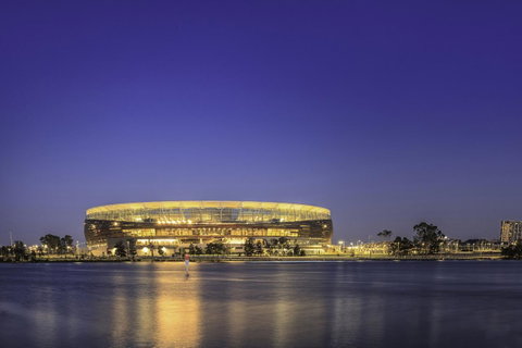 Crowne Plaza Perth, An IHG Hotel - Kawana Tourism 13