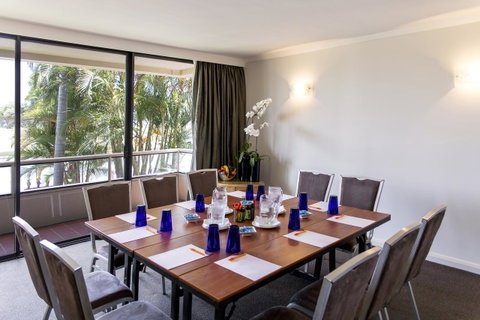 Crowne Plaza Perth, An IHG Hotel - Kawana Tourism 32