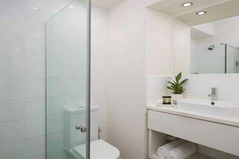 Pensione Hotel Perth - Kawana Tourism 2