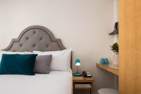 Pensione Hotel Perth - Kawana Tourism 15