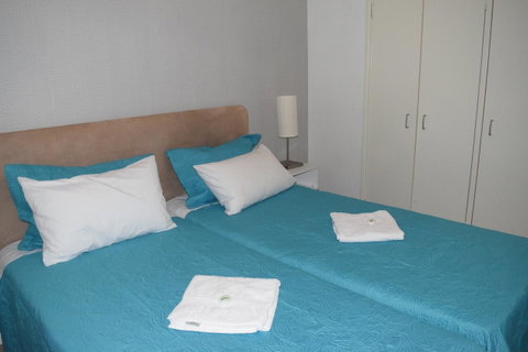 Centre Of Perth Whole Apartment W/view&spa&pool&wifi - Kawana Tourism 11