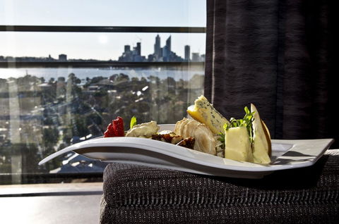 Metro Hotel Perth - Kawana Tourism 36