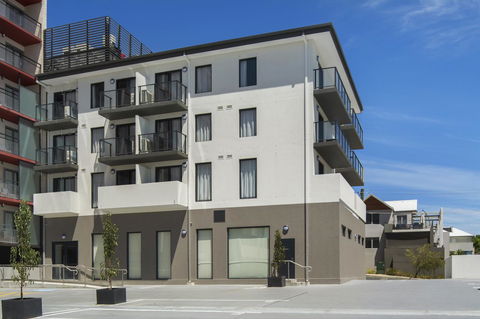 Metro Hotel Perth - Kawana Tourism 33