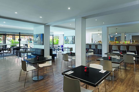 Mercure Perth On Hay - Kawana Tourism 5