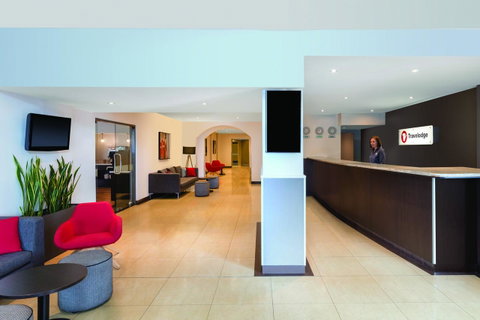 Mercure Perth On Hay - Kawana Tourism 8