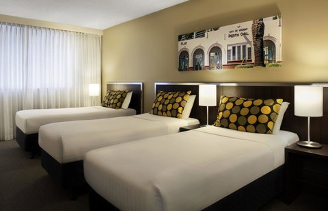 Mercure Perth On Hay - Kawana Tourism 3