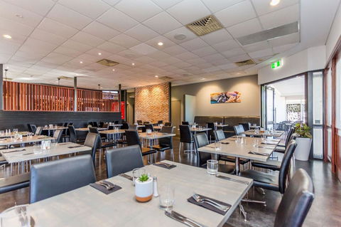 Country Comfort Perth - Kawana Tourism 23