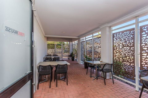 Country Comfort Perth - Kawana Tourism 19
