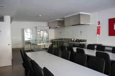 Quokka Backpackers Hostel Perth - Note - Valid Passport Required To Check In - Kawana Tourism 30