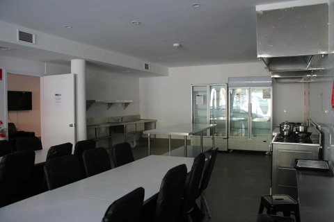 Quokka Backpackers Hostel Perth - Note - Valid Passport Required To Check In - Kawana Tourism 14