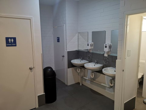 Quokka Backpackers Hostel Perth - Note - Valid Passport Required To Check In - Kawana Tourism 23